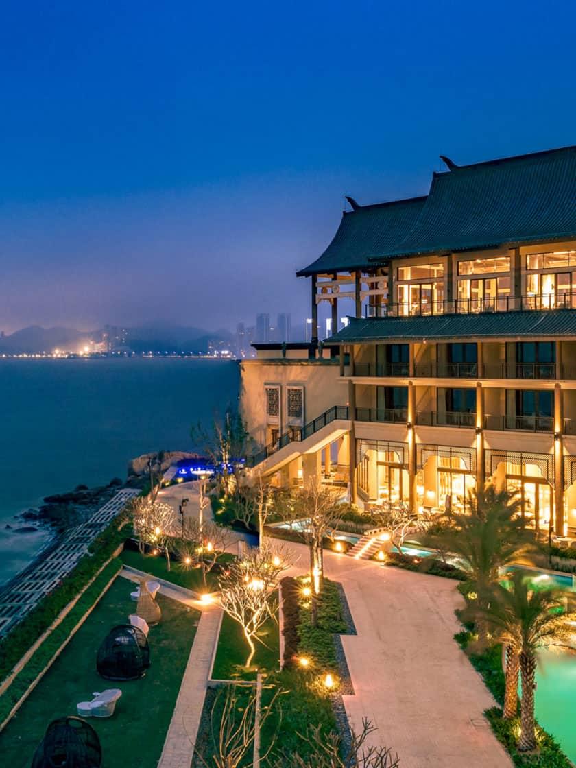 ANCNZH_find-a-hotel-01_Vertical_840x1120.JPG