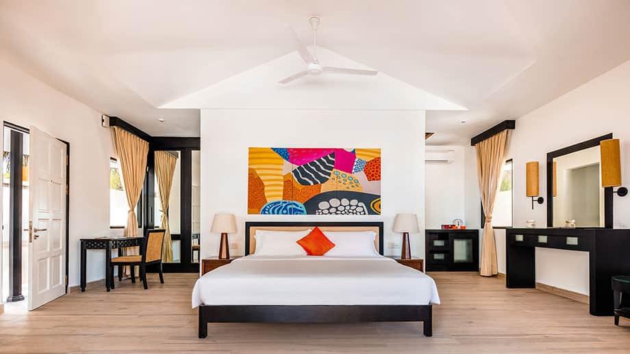 deluxe-beachfront-2.jpg