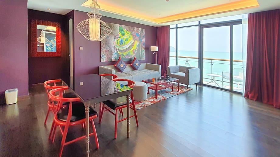 rooms_2-bedroom-deluxe-suite_5.jpg