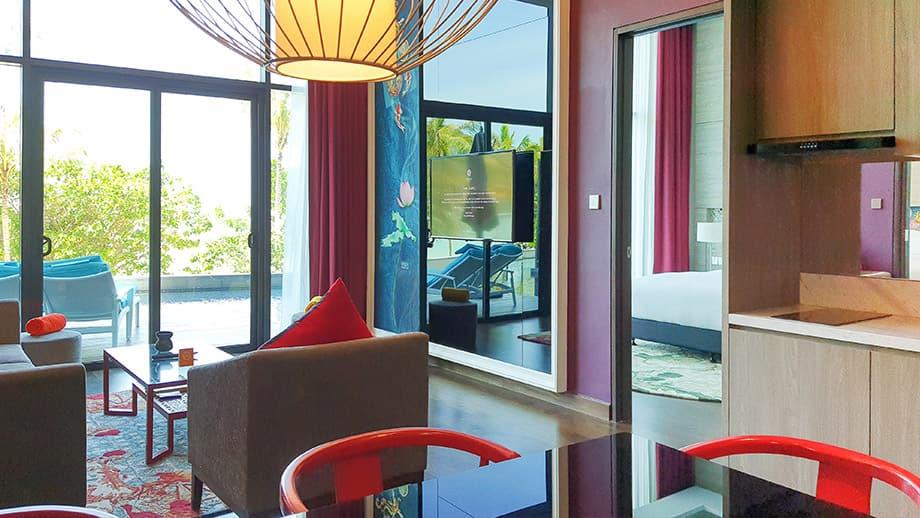 rooms_pool-suite_3.jpg