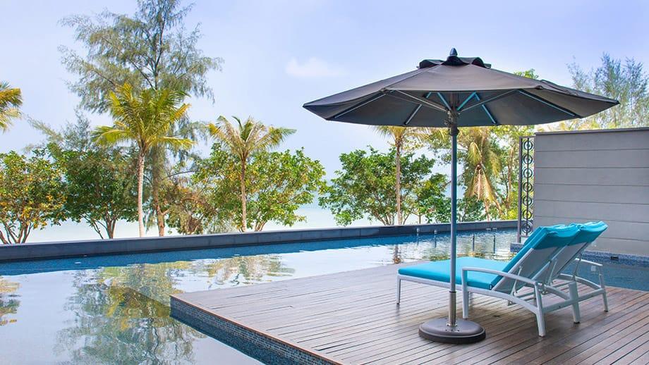 rooms_pool-suite_7.jpg