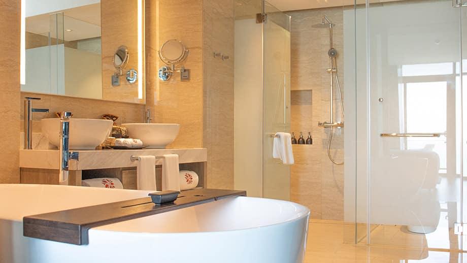 rooms_premier-room_5.jpg