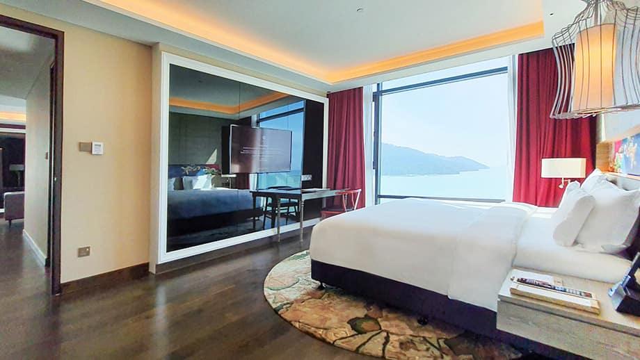 rooms_sky-garden-suite_1.jpg