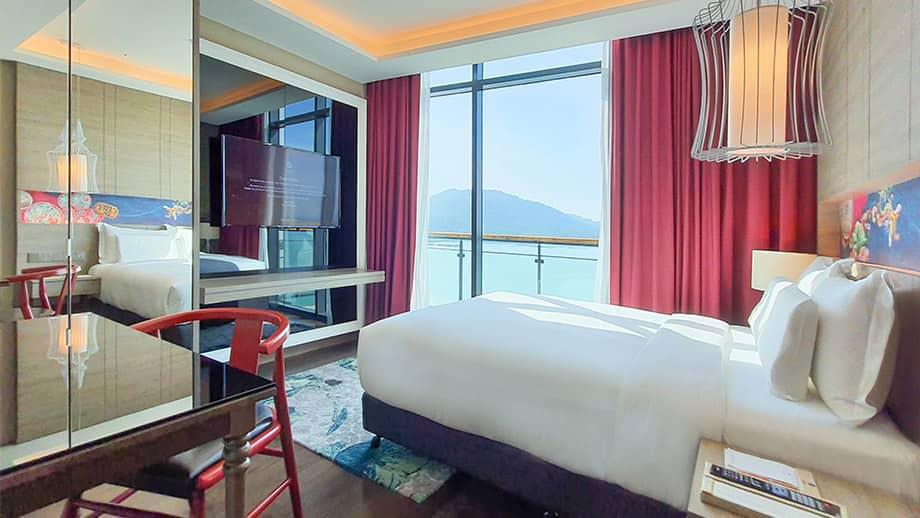 rooms_sky-garden-suite_2.jpg
