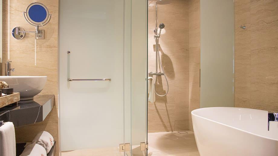 rooms_superior-room_3.jpg