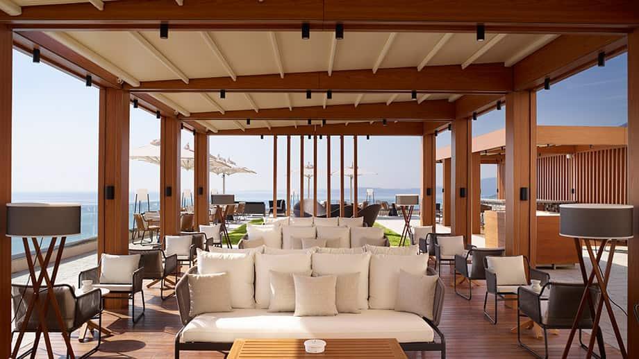 starboard-lounge-2.jpg