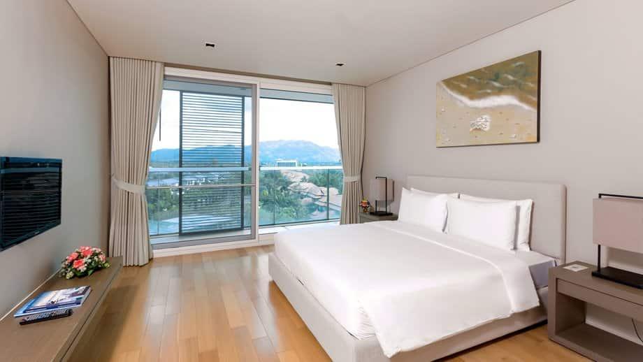 anthvp-3-bedroom-pool-suite-2.jpg