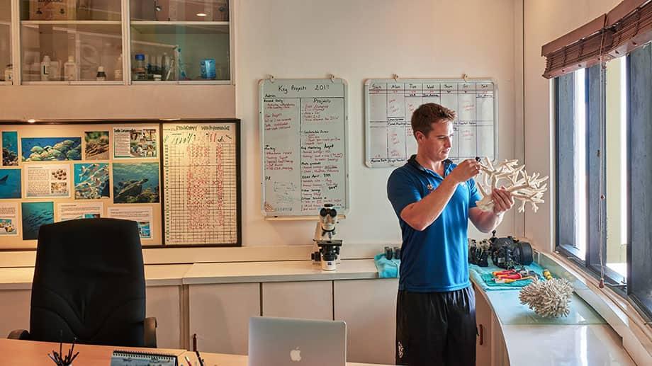 facilities-marine-lab.jpg
