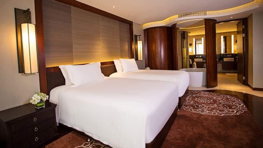 dynasty suite