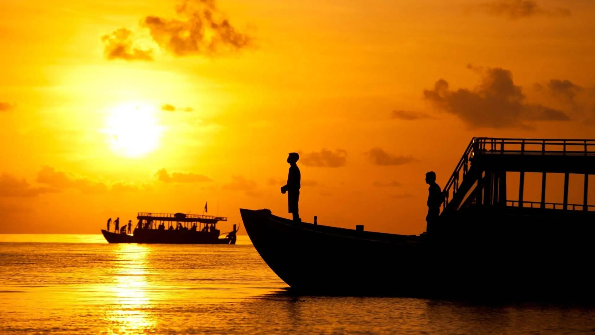 Angsana Velavaru Activities Night Fishing