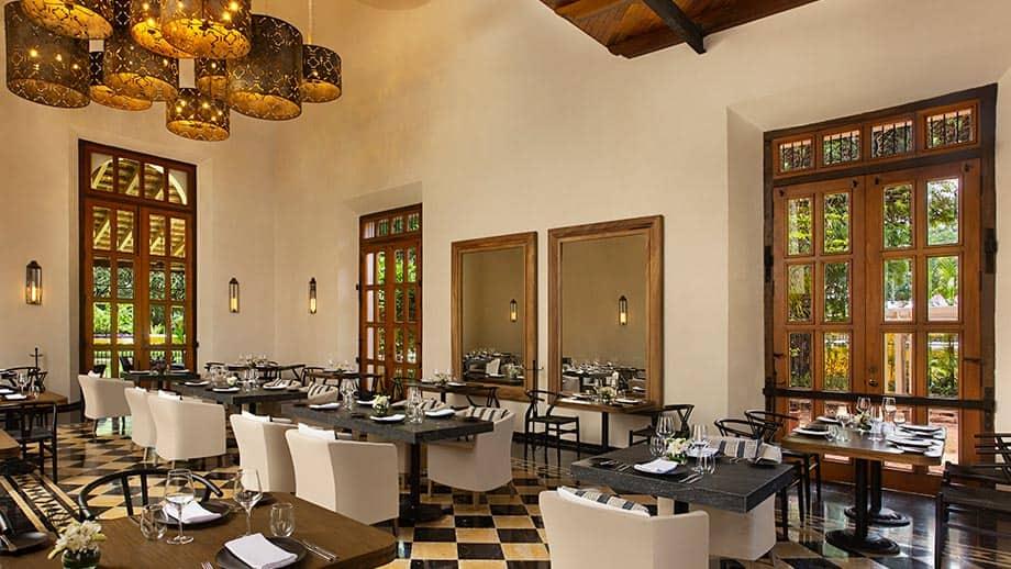 casa de piedra restaurant
