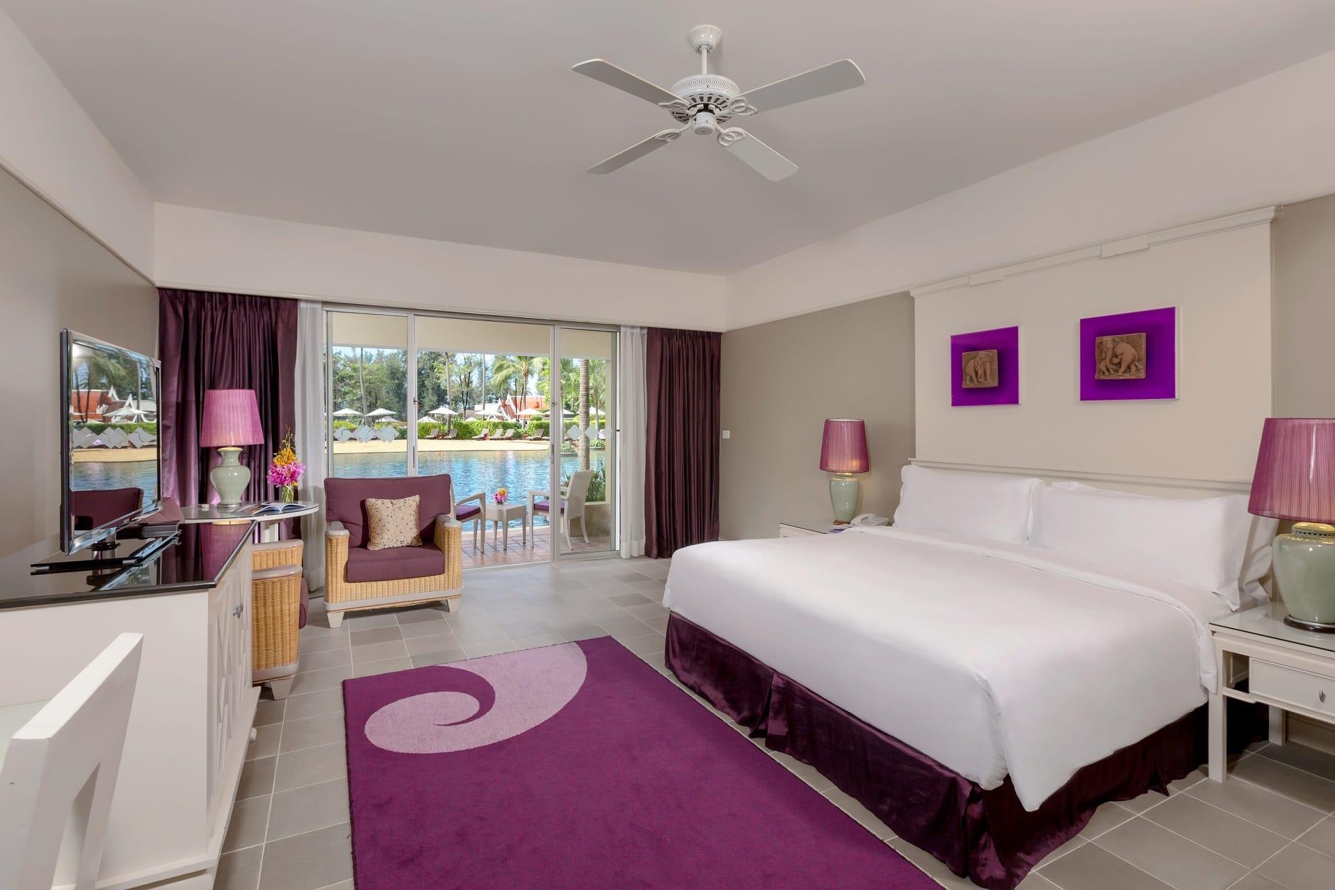 AN-Laguna-Phuket-Laguna-Poolside-Room