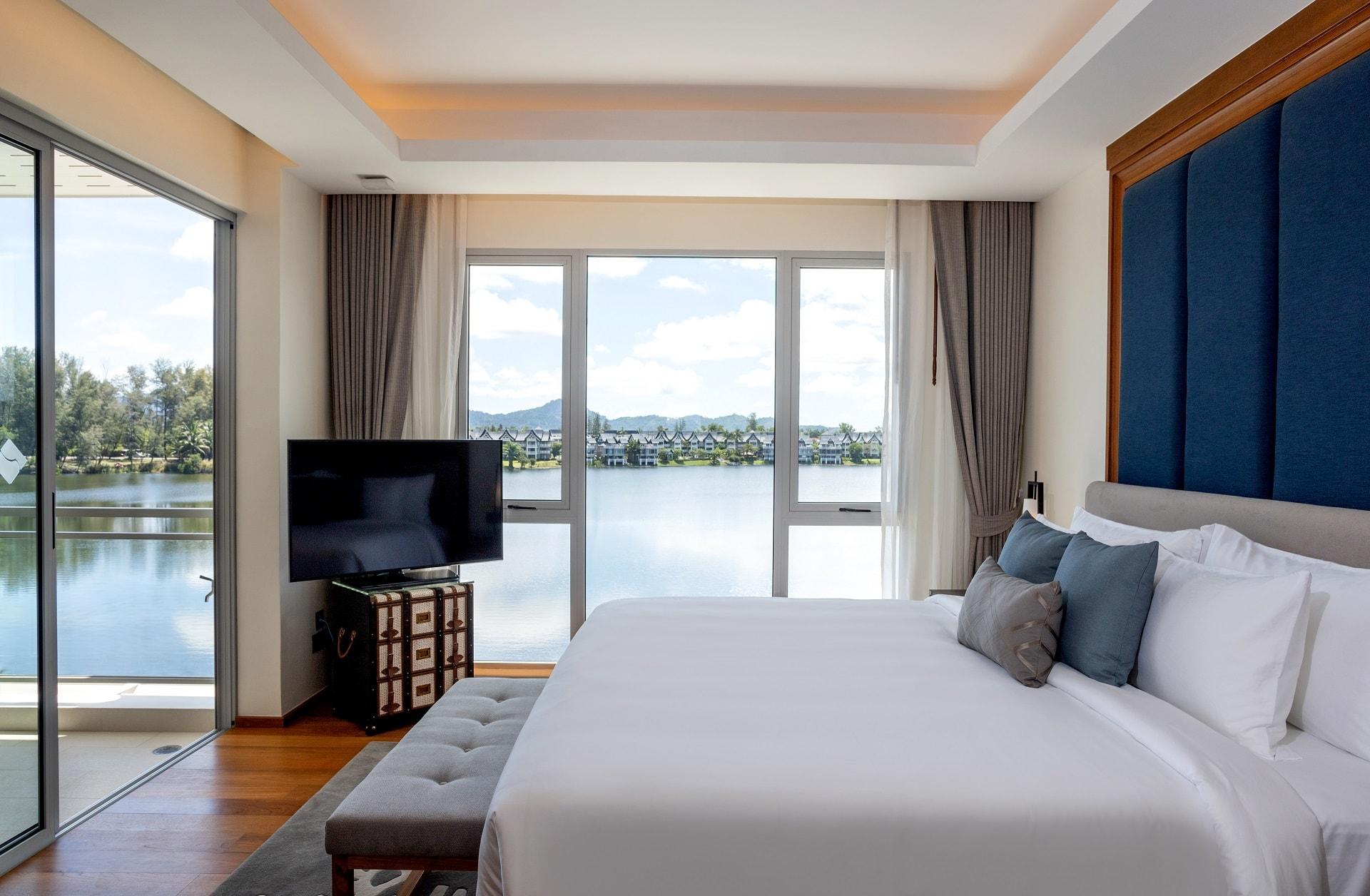 Two-Bedroom Pool Suite Lagoon View