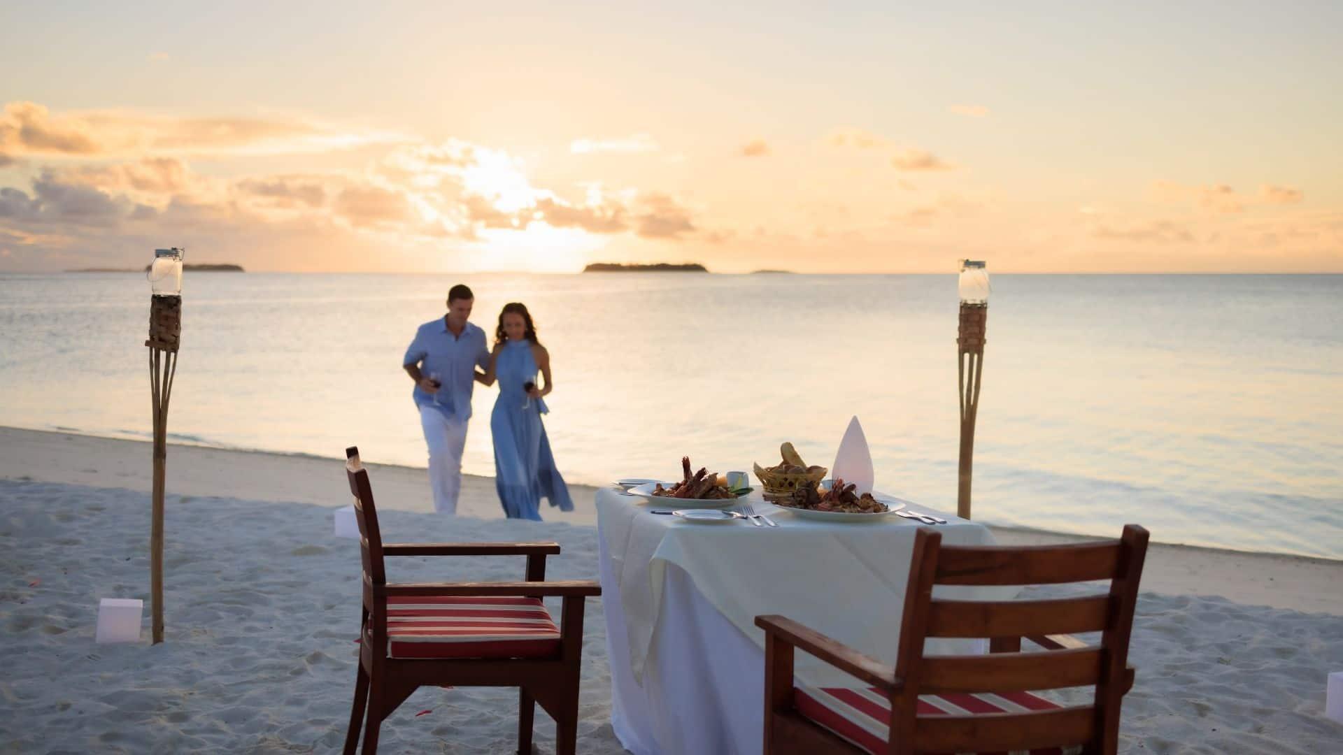 Angsana Velavaru Maldives Beach Dinner