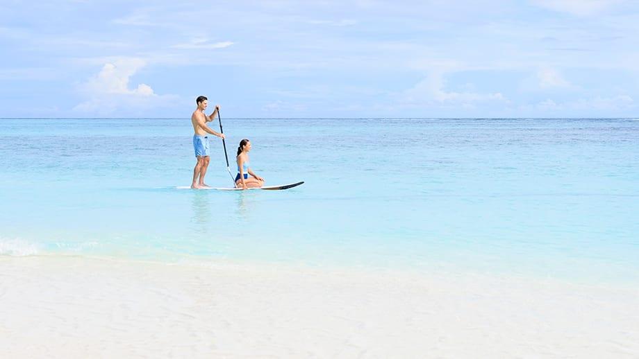Angsana Velavaru Maldives stand up paddle