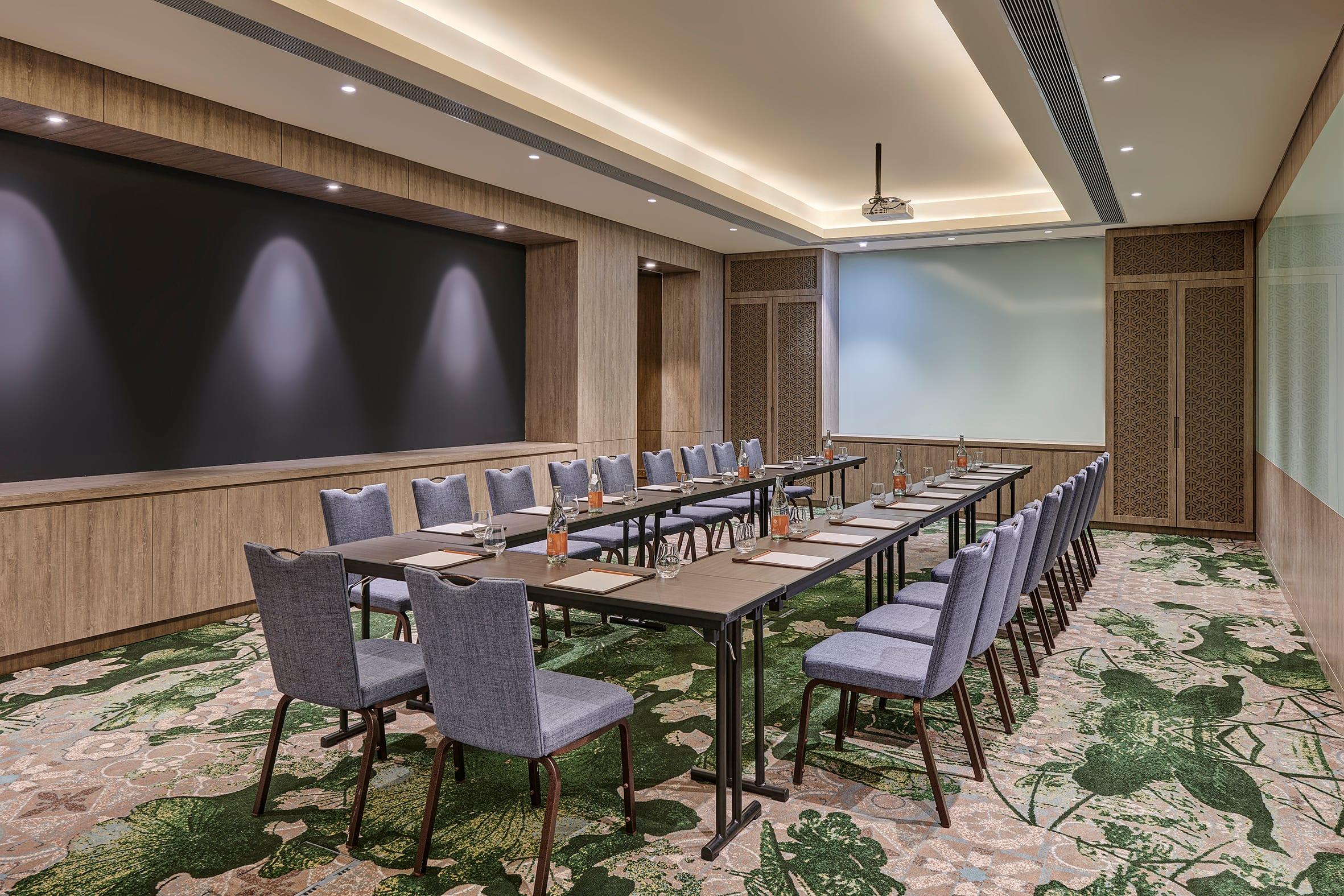 Cherki Meeting Room