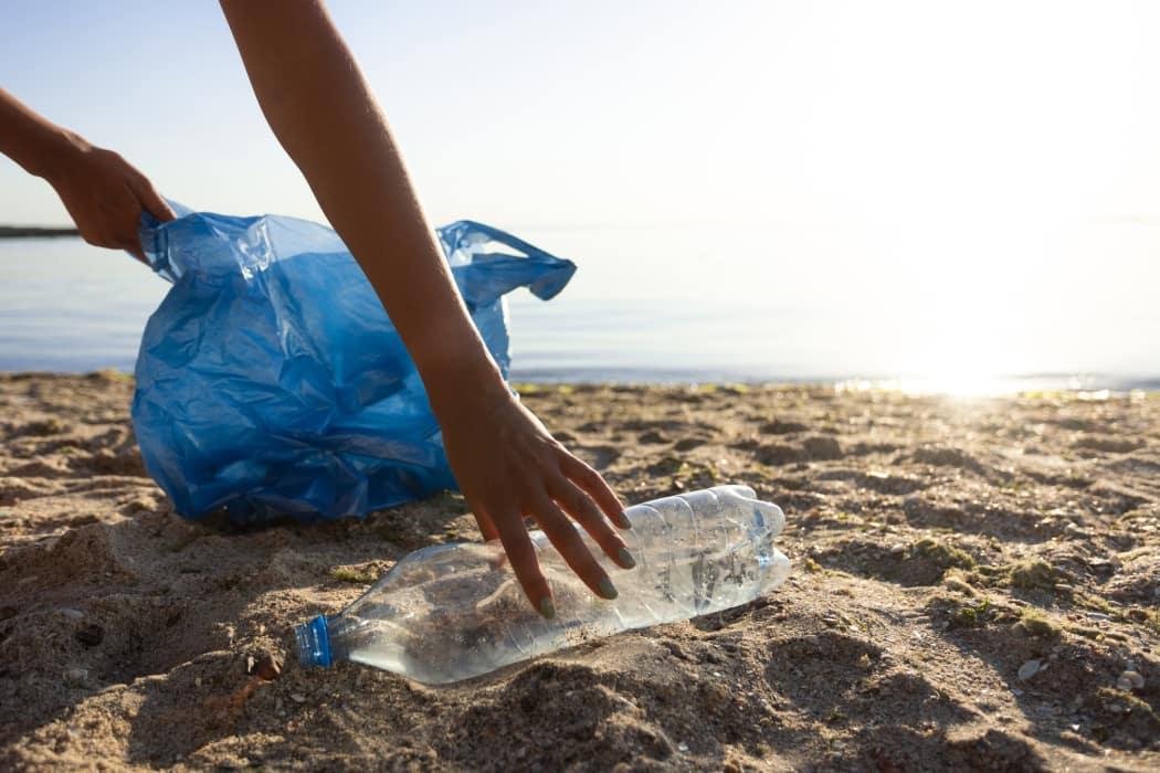 anmypn_beachcleaning1