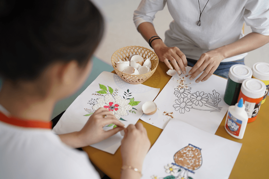 Creating art from eggshells