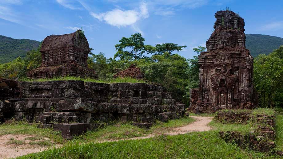 Angsana Lang Co Vietnam Explore Unesco Heritage