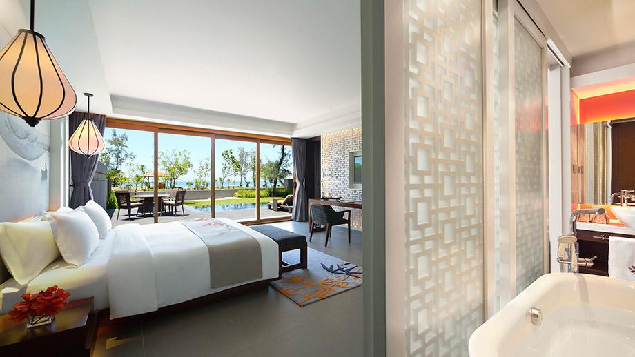 beachfront-two-bedroom-suite.jpg