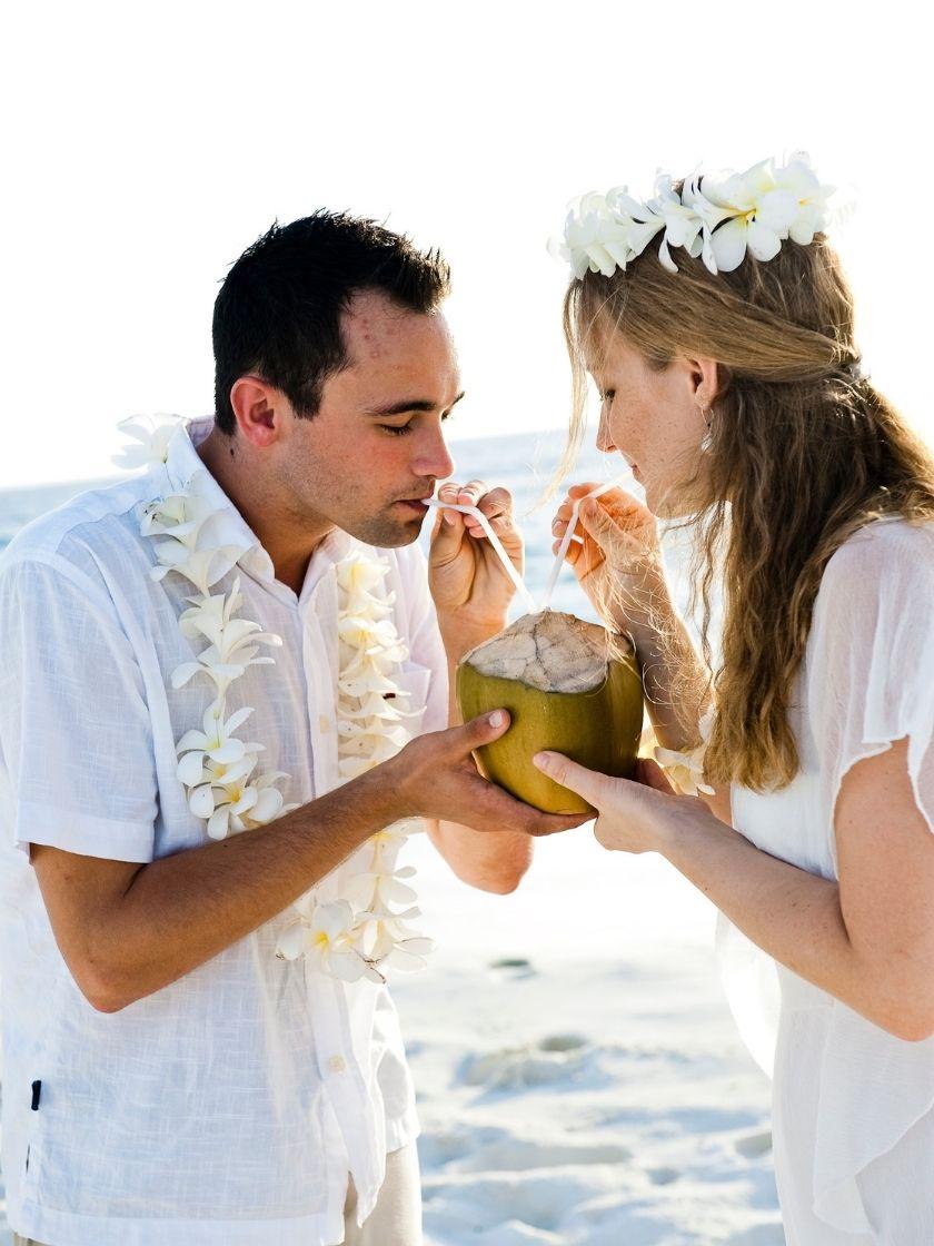 Vertical_Couple and Coconuts.jpg