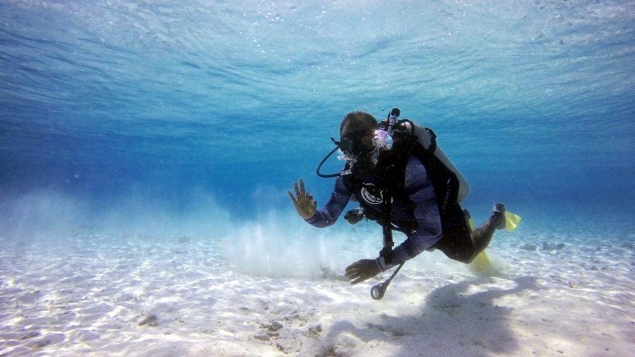 Angsana Ihuru Maldives Scuba Dive