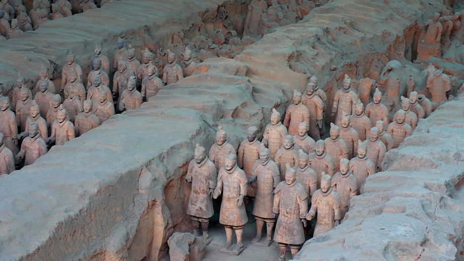 destination_hotel_hero-image_emperor-qin’sterracottaarmy_1.jpg