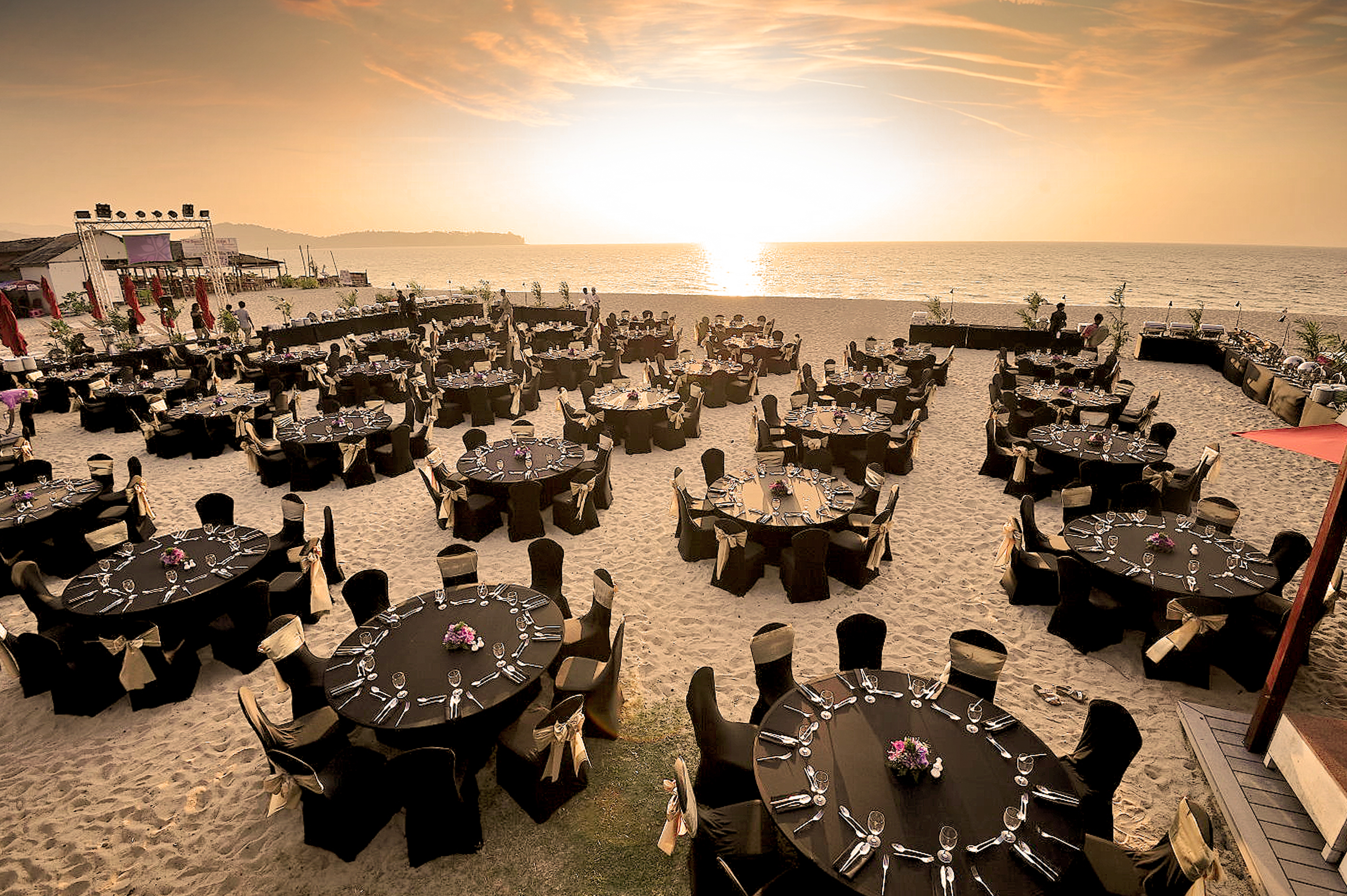 XANA & AZURA Beachfront