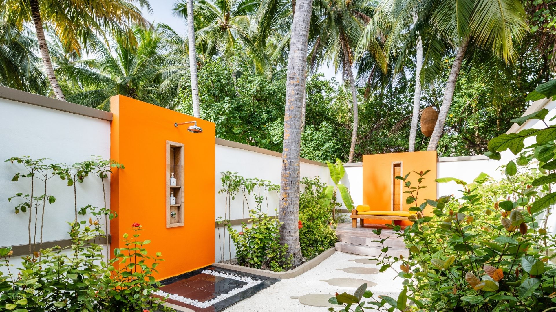 Angsana Velavaru Maldives Beachfront Villa Outdoor Shower