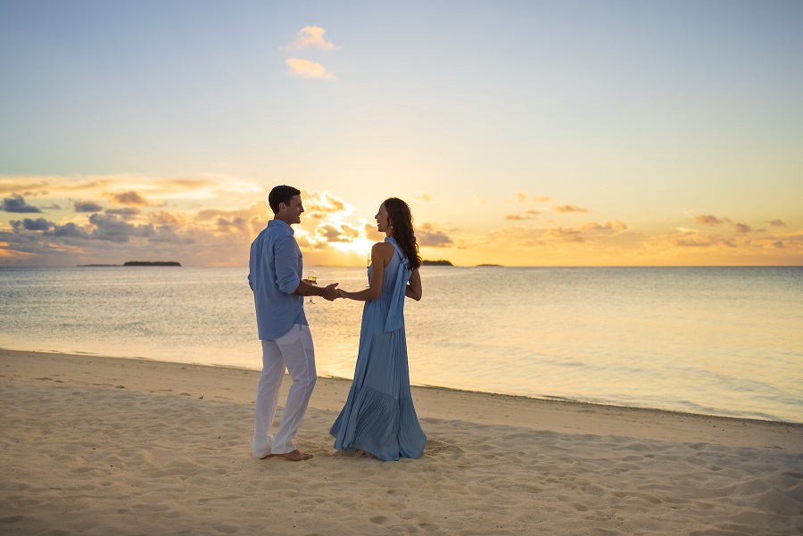 Angsana Ihuru Maldives Romantic Couple