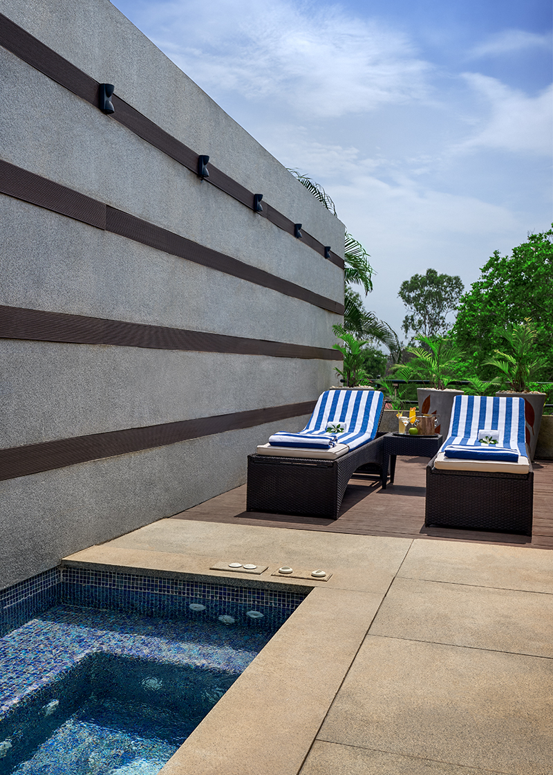Garden Suite Jacuzzi in Angsana Hotel Bangalore