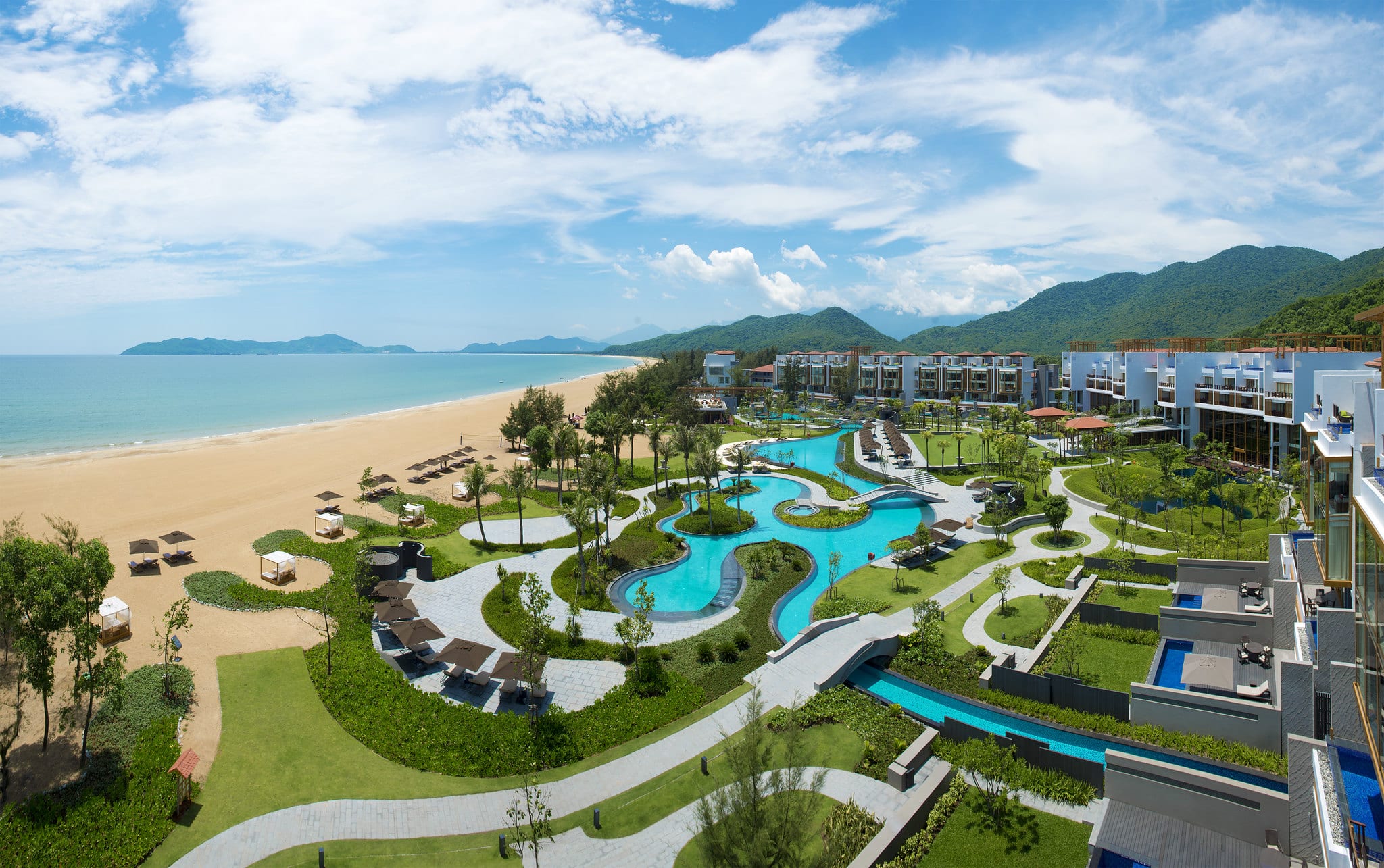 Beach Resort Near Hue Danang Angsana Lăng Co Resort