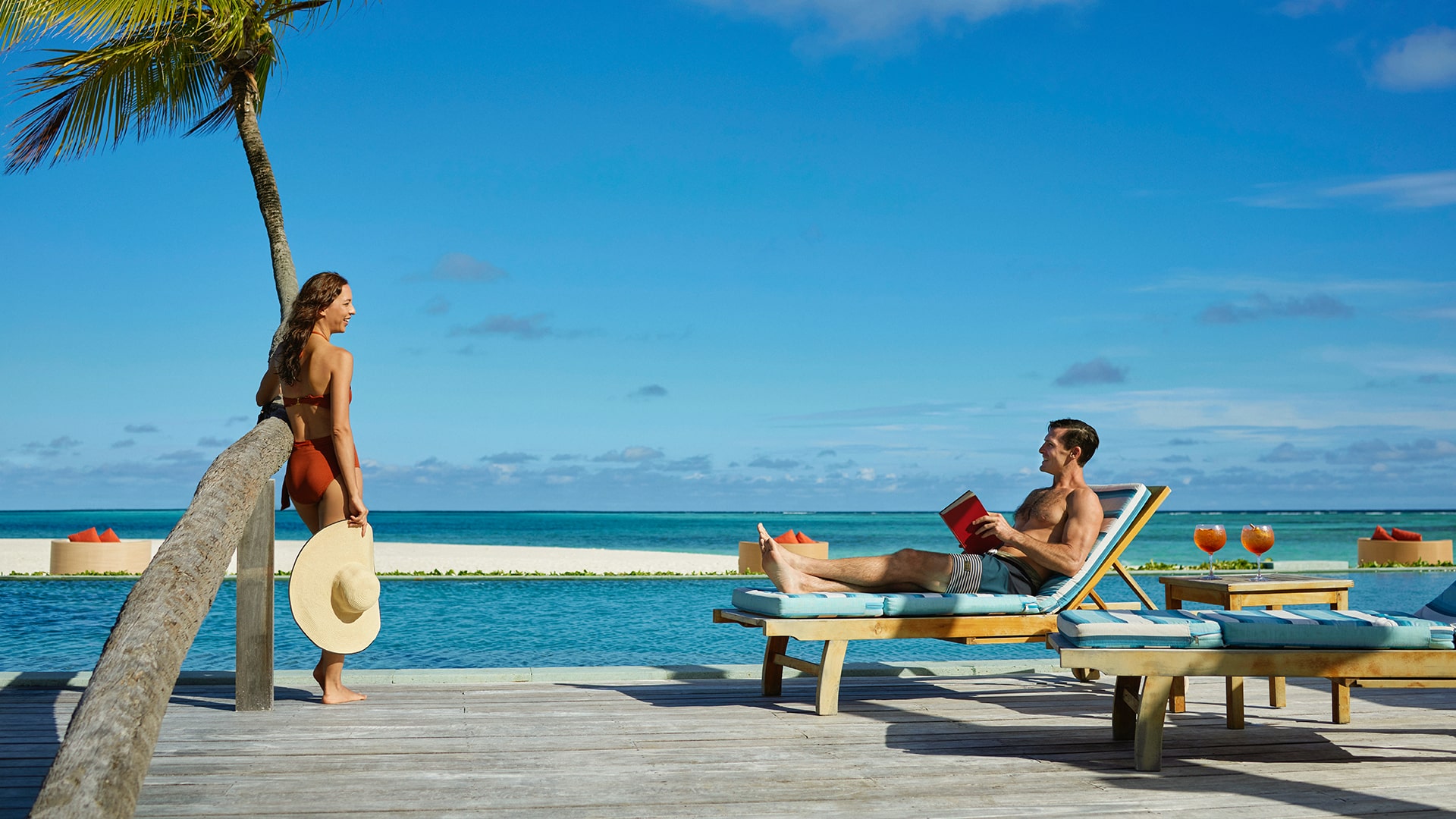 Angsana Velavaru Maldives Infinity Pool