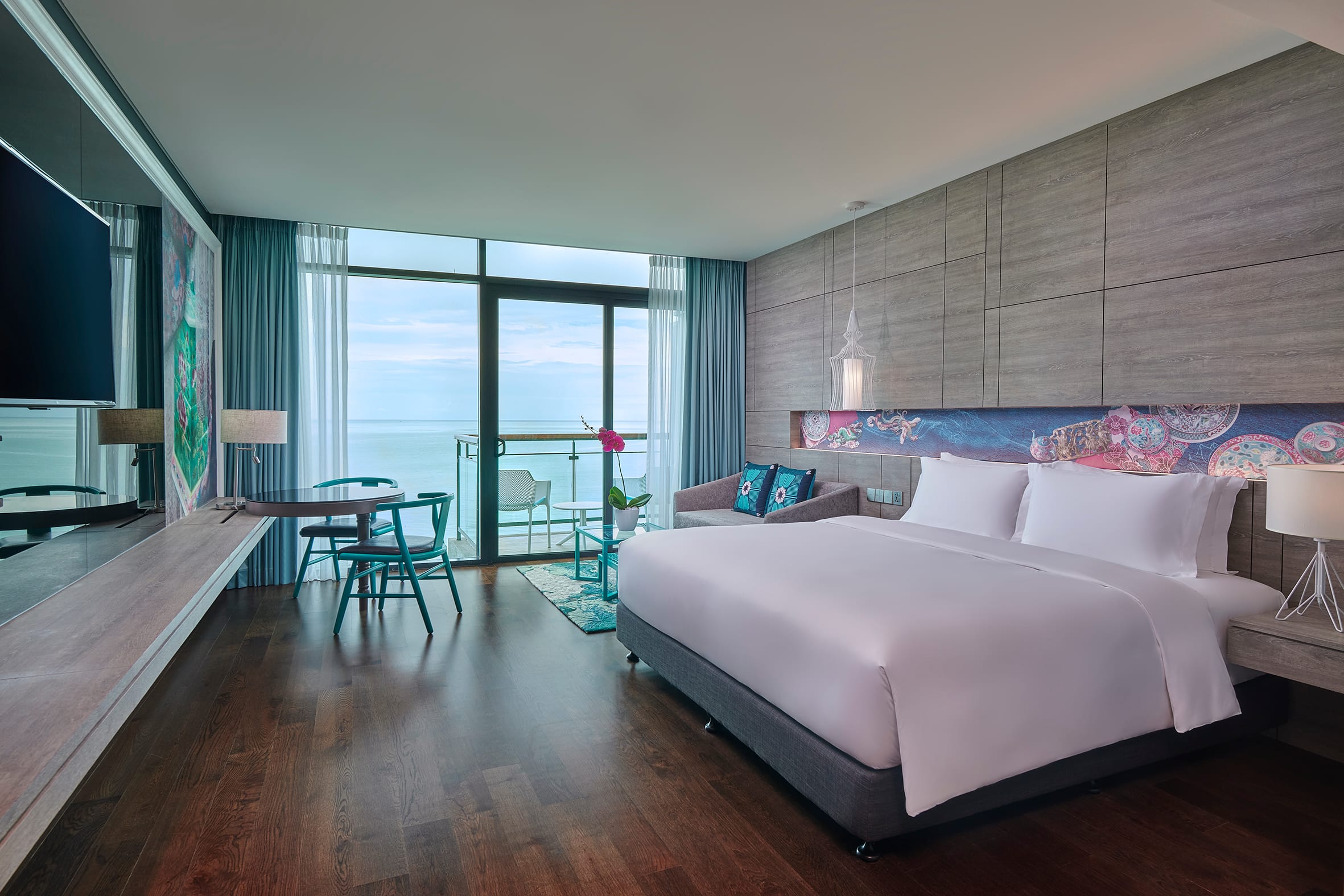 Image 57: Premier Seaview King