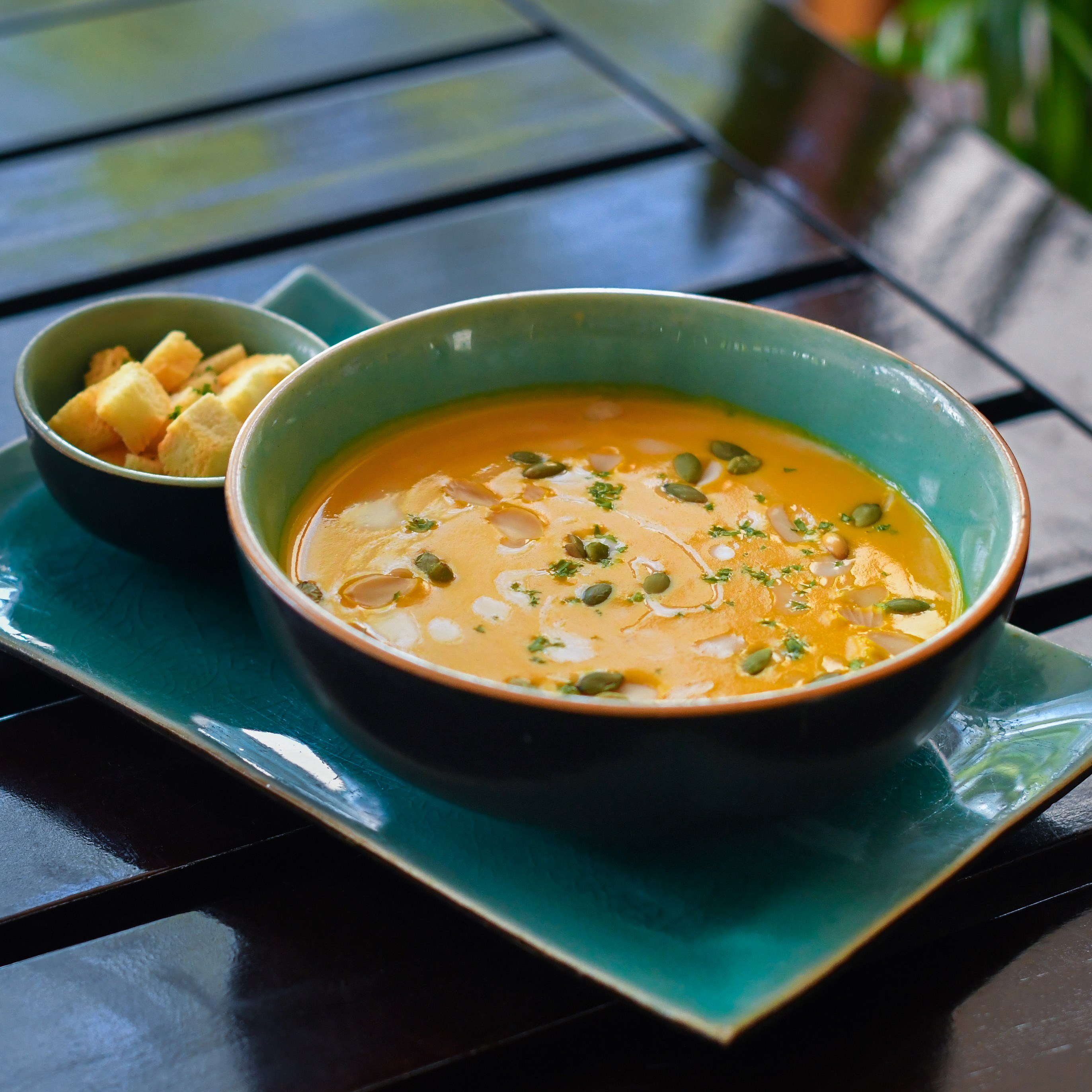 Angsana Lang Co Moomba Dish