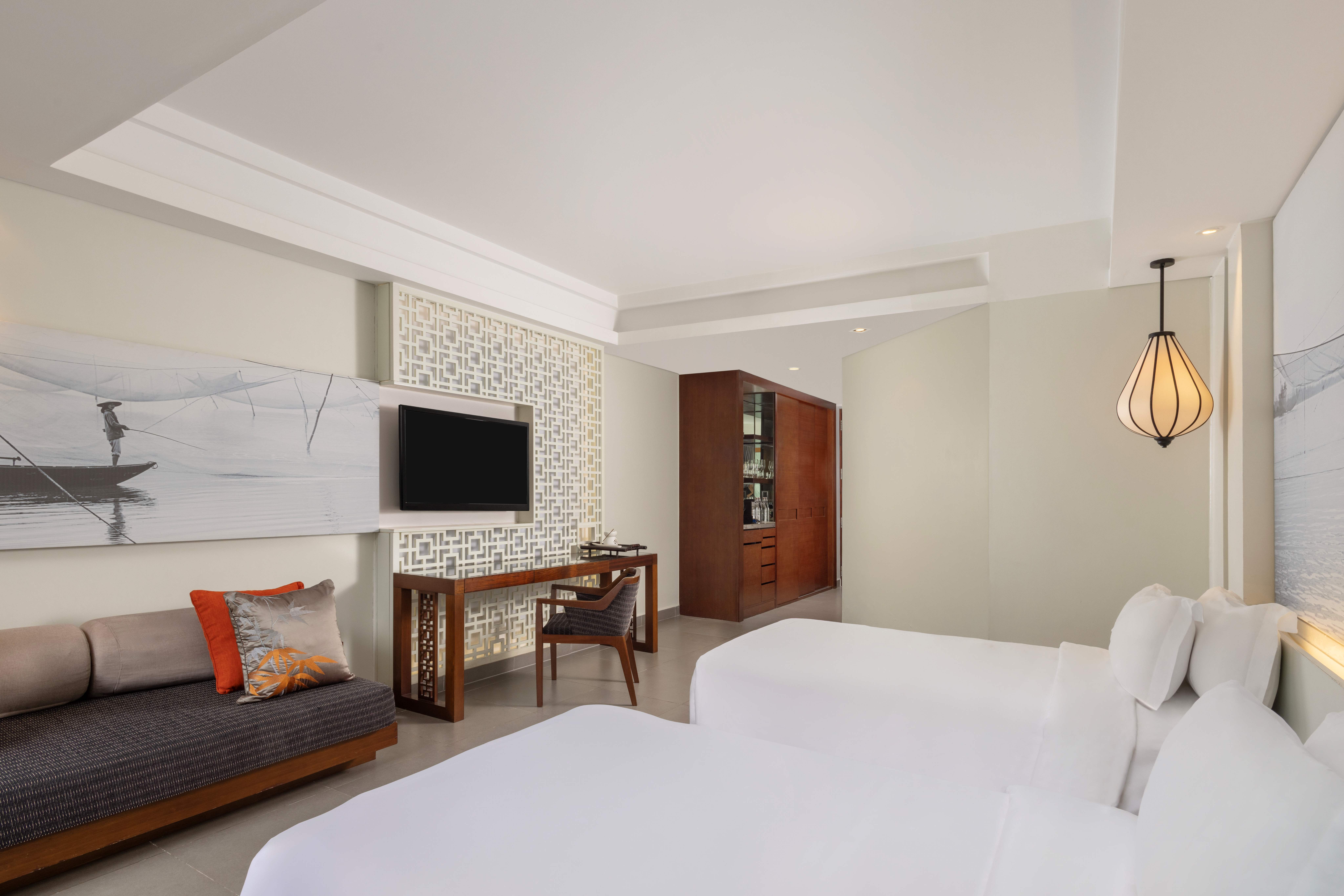 Garden Balcony Twin Bedroom without view