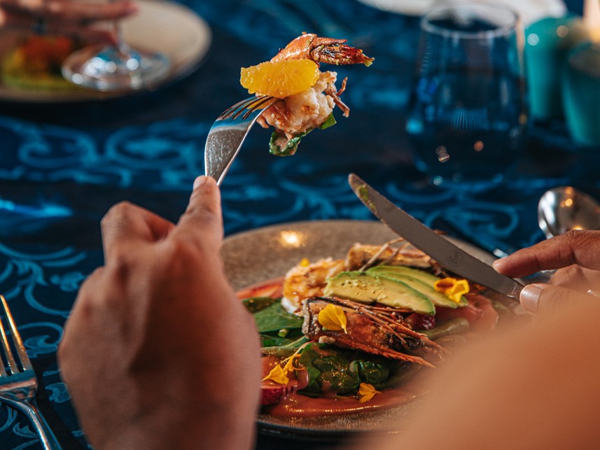 an-velavaru-dining-meal_plans-02