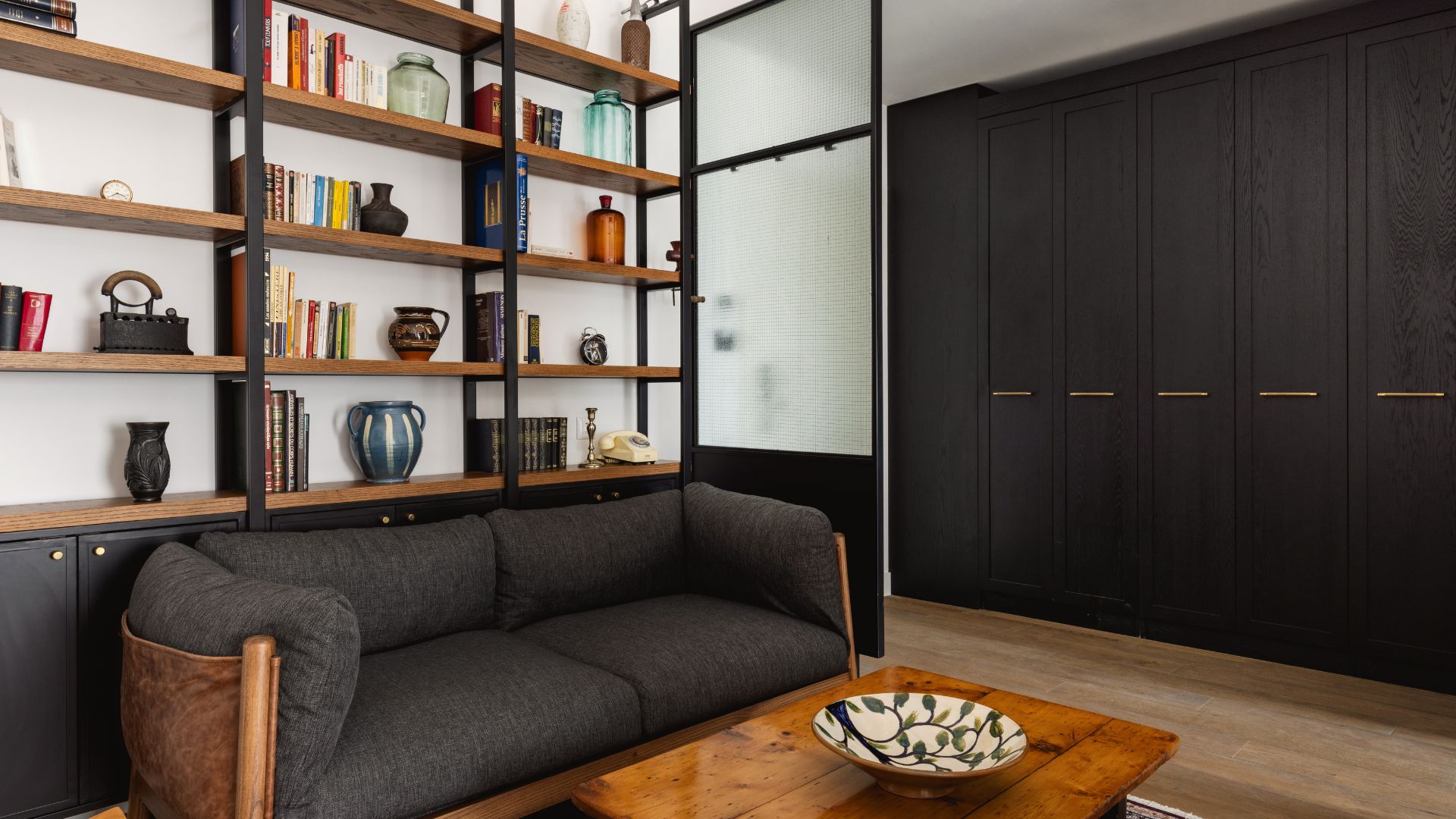 Kamen Room | Angsana